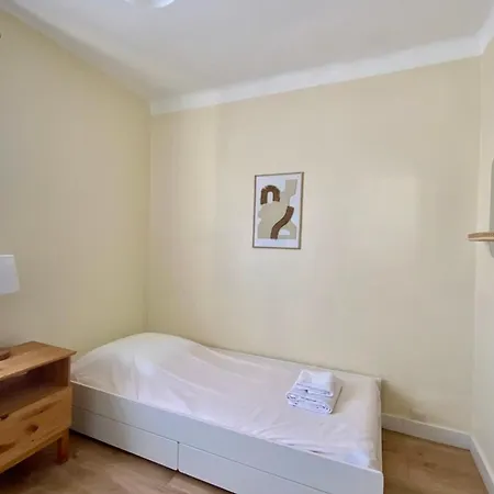 La Poetique - Air-conditioned House With 3 Bedrooms! Casa de Férias *
