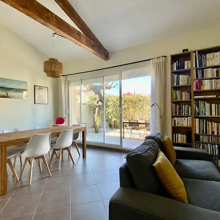 Holiday home La Poetique - Air-conditioned House With 3 Bedrooms!
