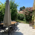 La Poetique - Air-conditioned House With 3 Bedrooms! 度假居 *